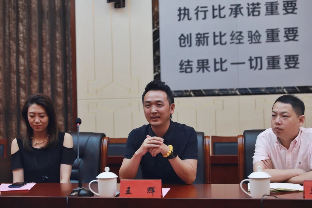 合作共赢谋发展，校企互动谱新篇——DB电竞
中国(图4)